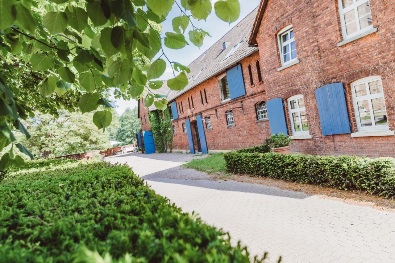 Hotel Am Kloster - Domaene Moellenbeck Рінтельн Екстер'єр фото